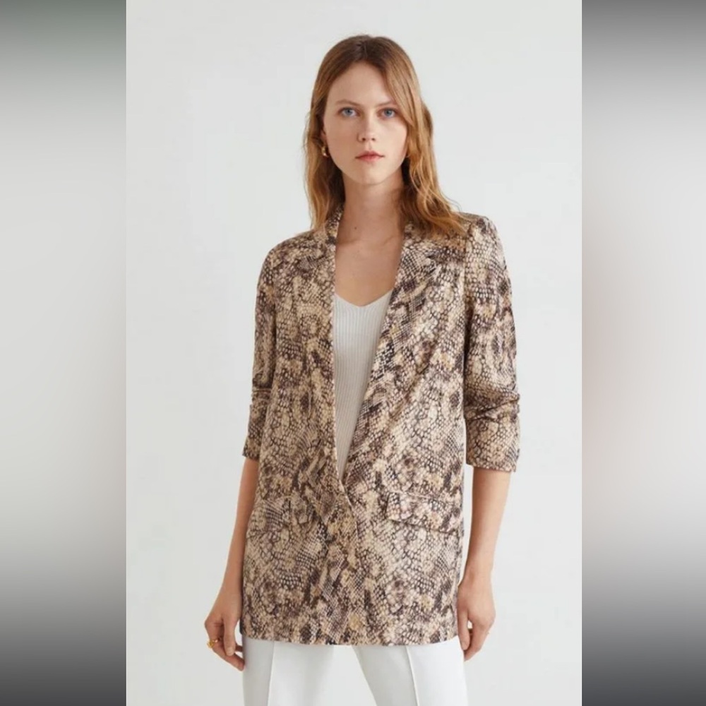 Brand new drapey blazer